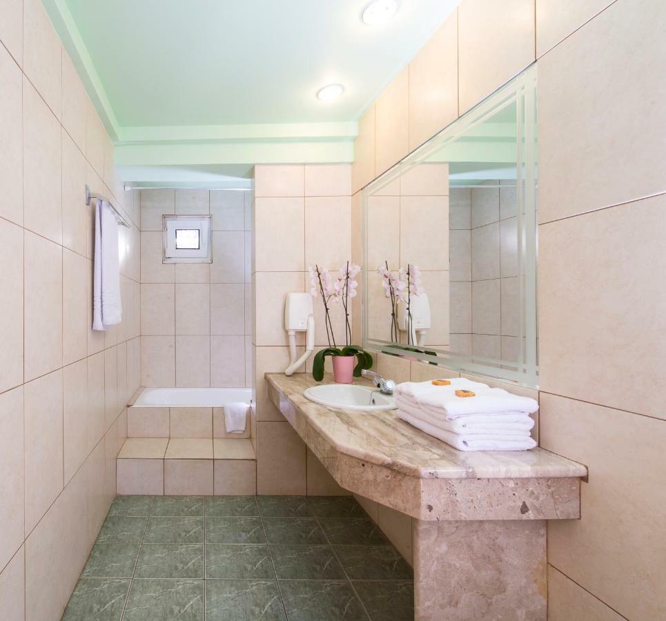 Creta Hotel Айос-Ніколаос Екстер'єр фото